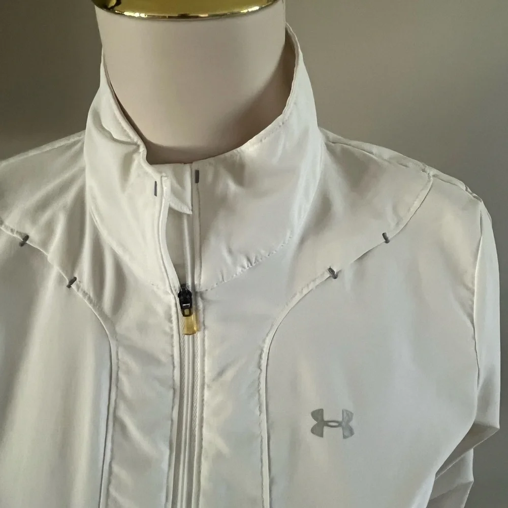 Adult Small Under Armour Rain/spring Jacket - Picture 2 of 6